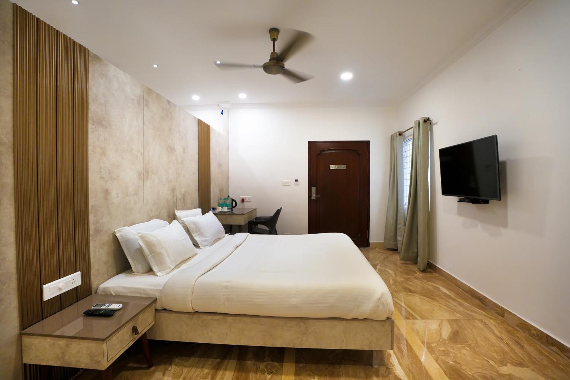 Avenue 11 Boutique Residences, Poes Garden Chennai Eksteriør bilde